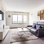 Prox.Gare Montparnasse-Galeries Lafayette! 4Pers.